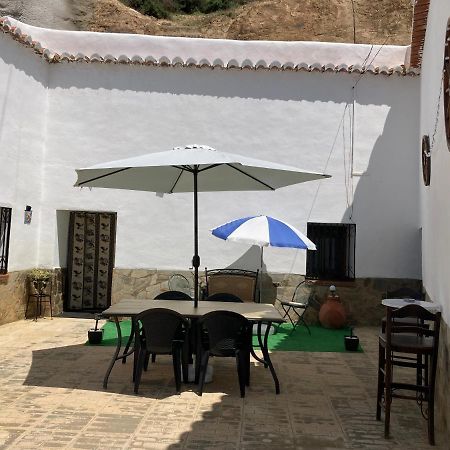 Casa Cueva Rural Estacion De Guadix Villa Bagian luar foto