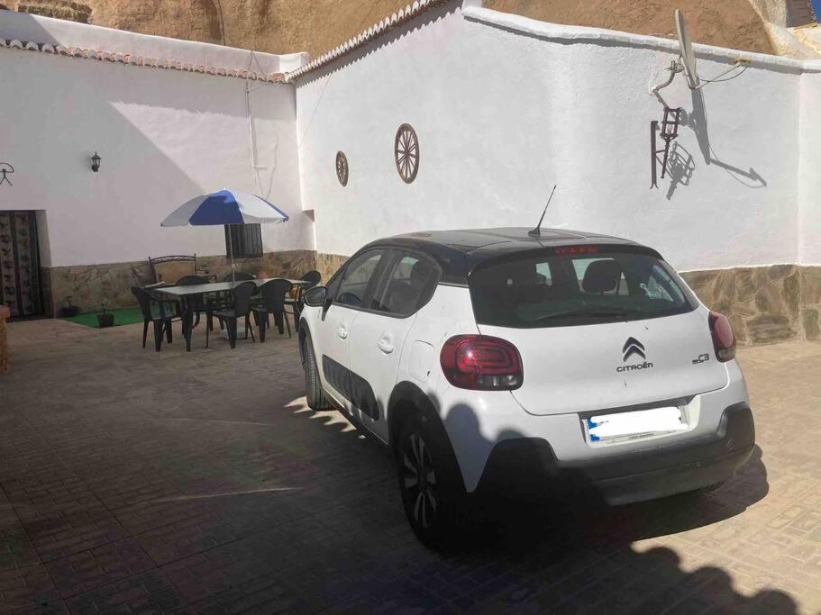 Casa Cueva Rural Estacion De Guadix Villa Bagian luar foto