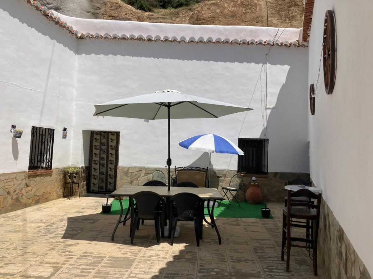 Casa Cueva Rural Estacion De Guadix Villa Bagian luar foto