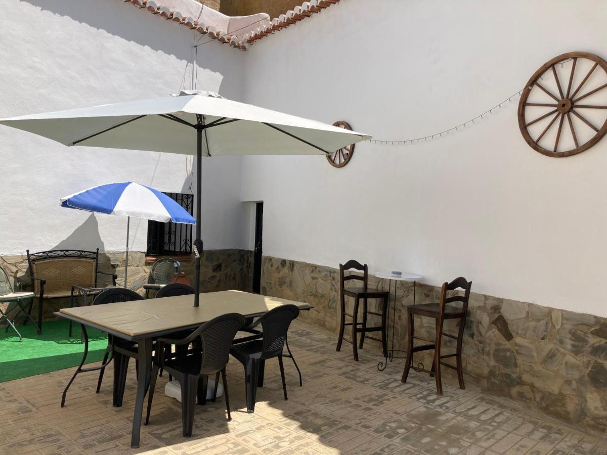 Casa Cueva Rural Estacion De Guadix Villa Bagian luar foto